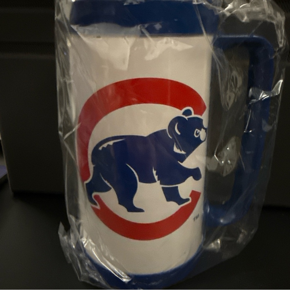 Chicago Cubs/ BudweiserVintage 90’s SGA 12 ounce Plastic Tankard Mug